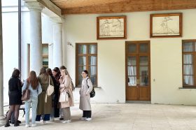 Программу для молодежи организовали в музее-заповеднике «Остафьево». Фото: официальная страница музея-заповедника «Остафьево» — «Русский Парнас»