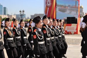 Ученики школы №2083 приняли участие в параде на Поклонной горе. Фото: официальная страница школы №2083 в социальных сетях