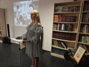 Горожан пригласили на встречу «Бесконечные поиски себя» в ЦБС Щербинки. Фото: официальный Telegram-канал ЦБС Щербинки