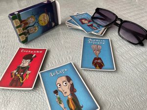 Сотрудники ДК «Пересвет» организуют игру «Мафия». Фото: Татьяна Петрыкина, «Вечерняя Москва»