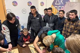 Молодые парламентарии Щербинки провели игру «Россия в деталях». Фото: официальная страница МП района Щербинка в социальных сетях