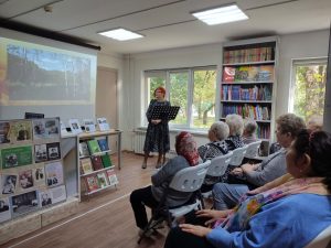 Сотрудники ЦБС Щербинки провели музыкально-литературную гостиную «Закружилась листва золотая». Фото: официальный Telegram-канал ЦБС Щербинки