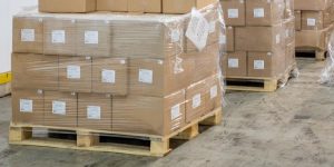 Предприниматели из Новой Москвы передают бойцам СВО гуманитарный груз. Фото: пресс-служба Департамента торговли и услуг города Москвы