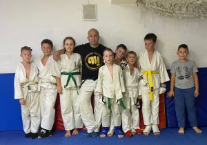 Юные спортсмены из Щербинки выступят на турнире по боевым искусствам. Фото: официальная страница Федерации единоборств «Огава» в социальных сетях